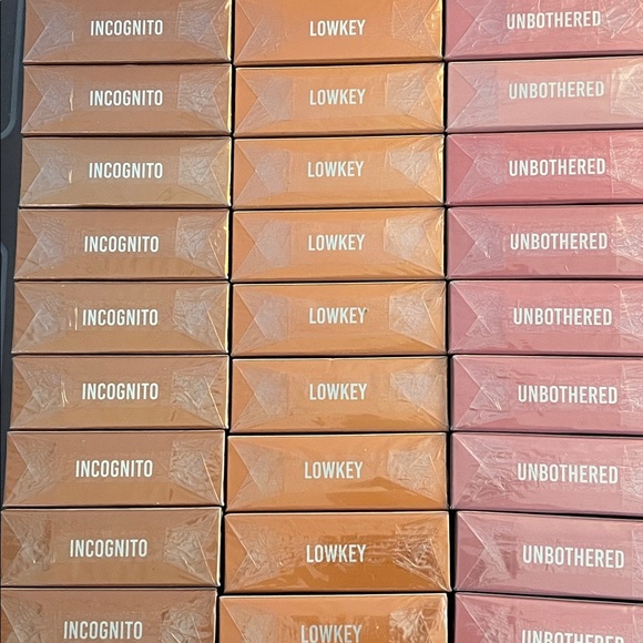 DANESSA MYRICKS Yummy Skin Blurring Balm Lowlighter Unbothered Lowkey Incognito - Picture 10 of 10